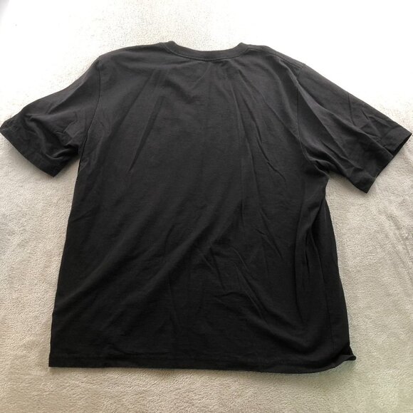 Milwaukee Mens T-Shirt Size 2X Black Short Sleeve Casual Pocket Tee Pullover - Picture 9 of 9